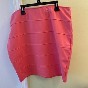 Pink pencil skirt Good condition
